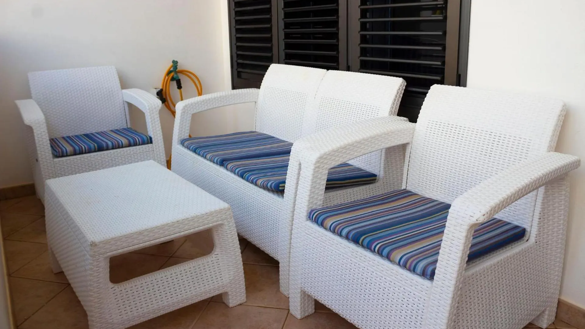 Pensión Hotel Casa Bianca Caleta De Famara